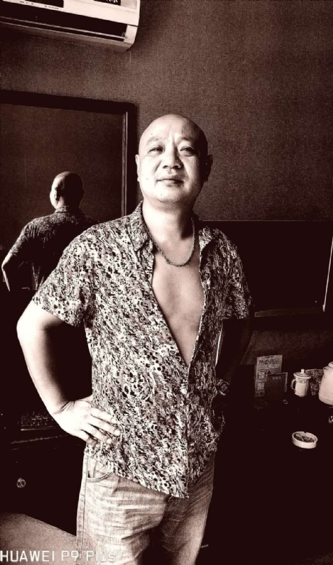 该谁是谁的第一张照片--开化男同性恋服务网